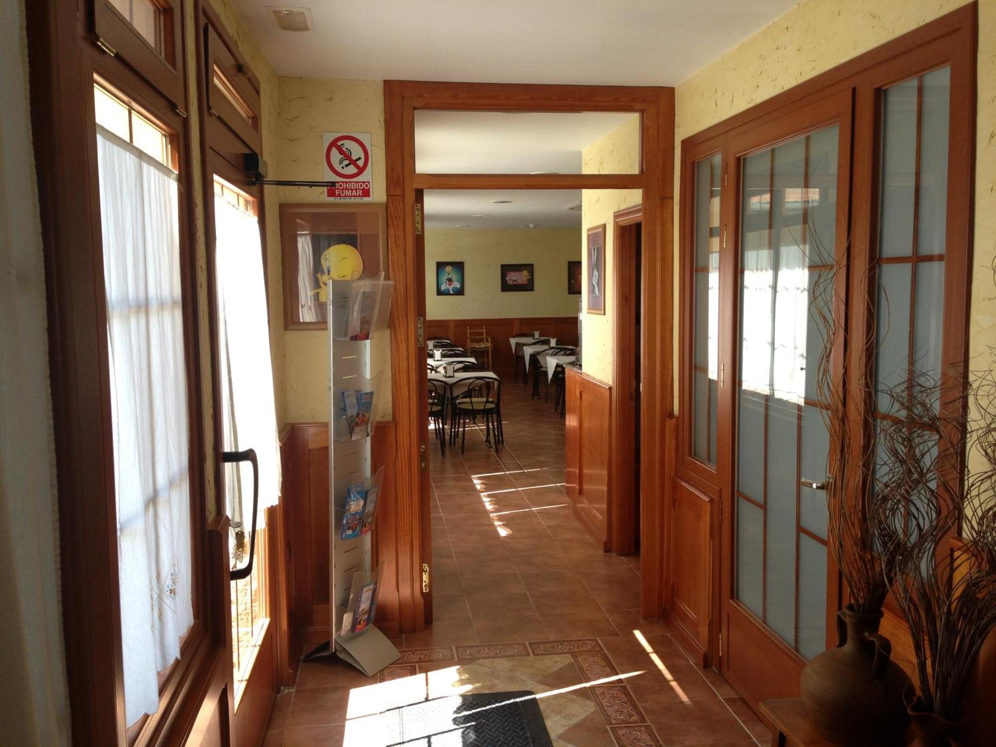 Hostal San Martin San Martín de la Vega Zewnętrze zdjęcie